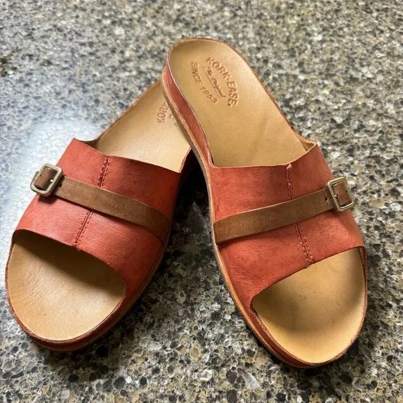 Fantastic, Stylish Cork-Ease Sandals - Picture 1 of 3